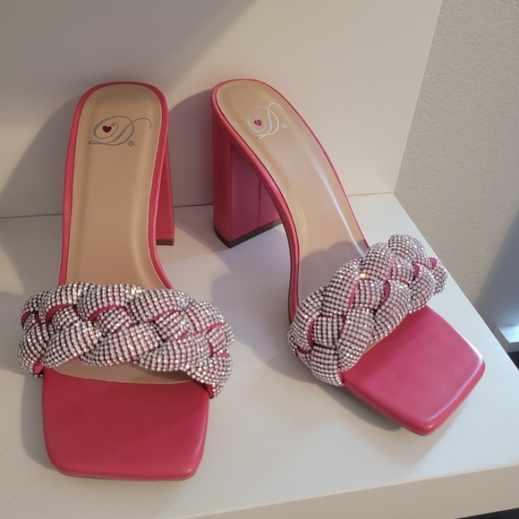 heart in d Shoes - Heart in D Pink Glitter Stone Heels